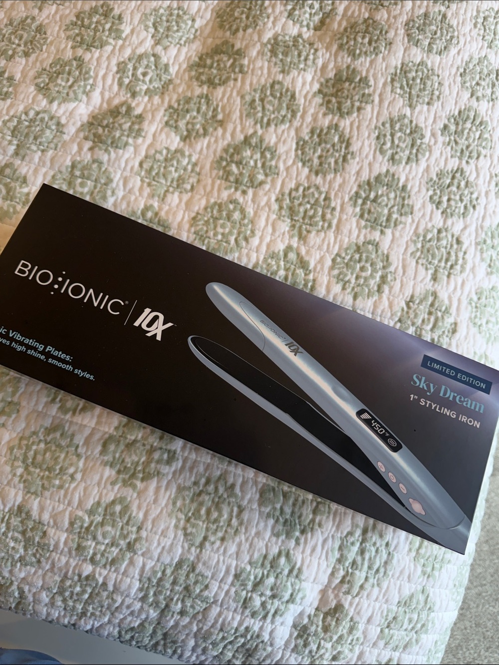 1" Sky Dream Styling Iron - Sky Blue Bio Ionic limited edition
